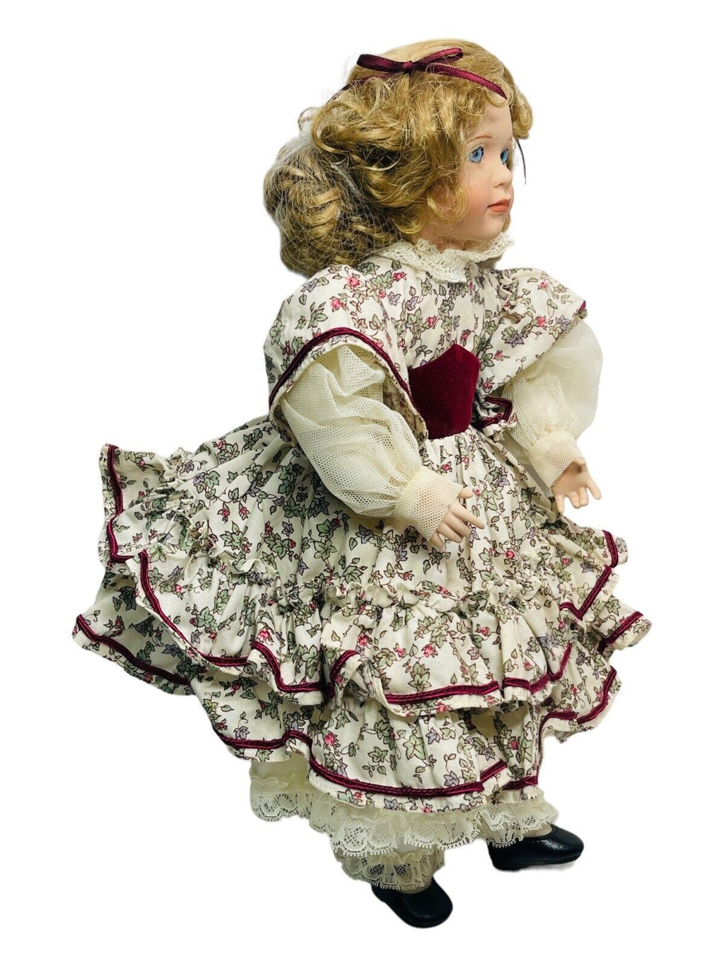 LITTLE WOMAN COLLECTION 1994 PORCELAIN DOLL AMY No 4848FA w/CERTIFICATE