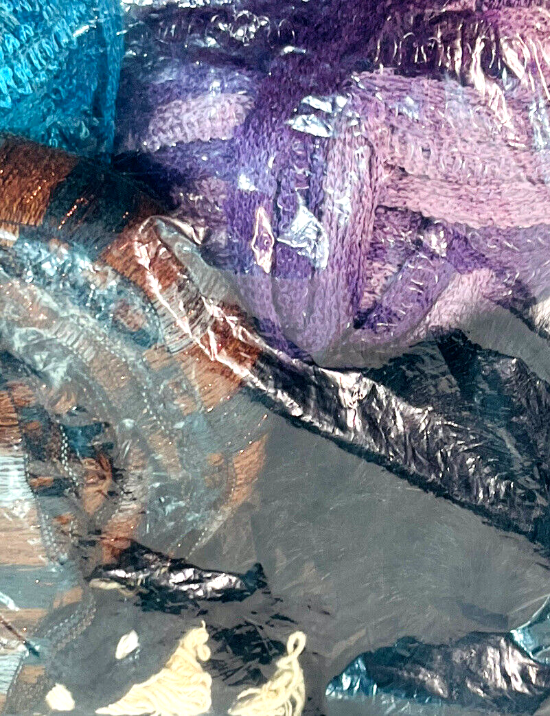 100% Mix Fibers Yarn Make 5-Scarves Net Weight 16 Oz. Fashion Pack