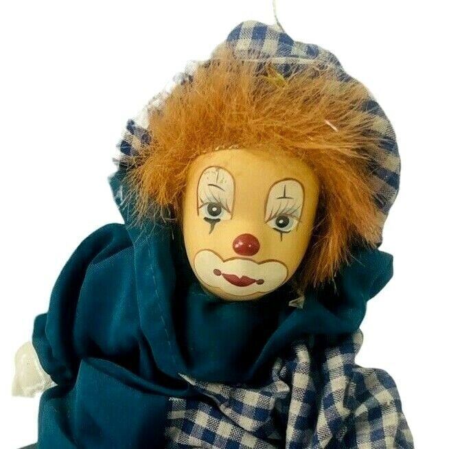 LOT of 2 PORCELAIN CLOW - CLOWN UNDER THE MOON & CLOWN W/TOYBOX VINTAGE