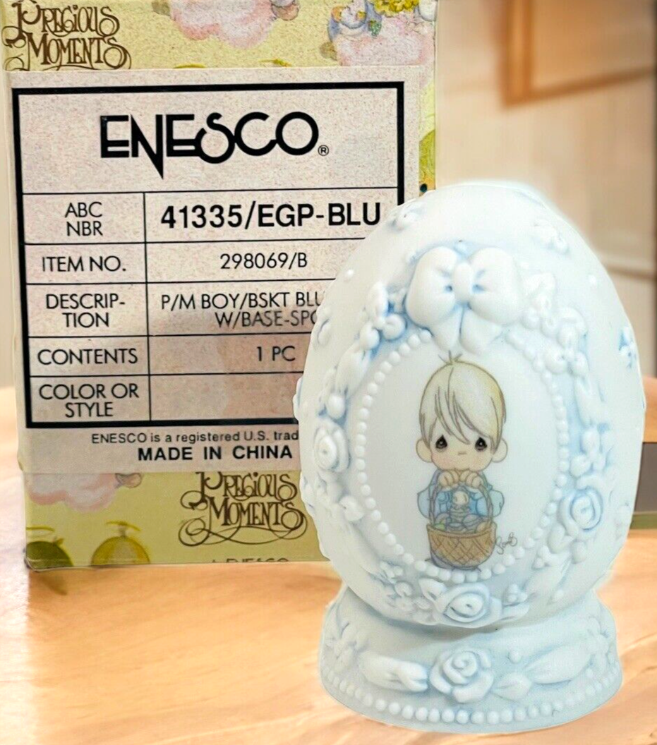 1997 Precious Moments Figurine P/M BOY W/BASKET ON BLUE EGG-Enesco
