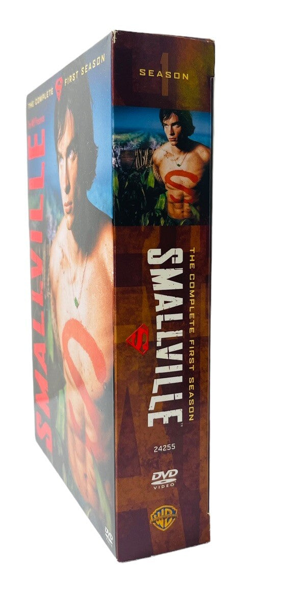 SMALLVILLE COMPLETE FIRST SEASON DVD SET ~ WITH MANUAL ~ MINT CONDITION