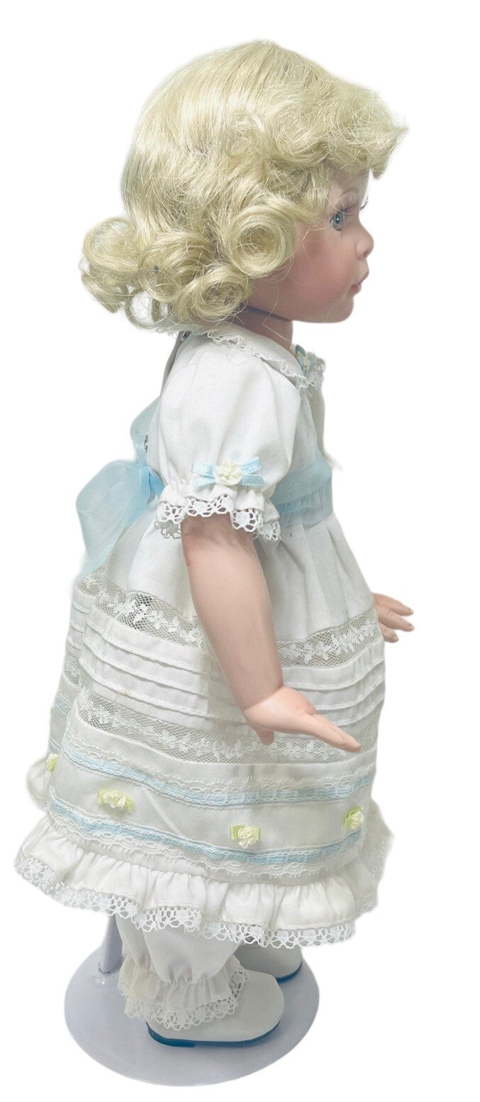 Georgetown 15'' Porcelain Doll Little Sweetheart MELAINE FIRST DANCE FD2631