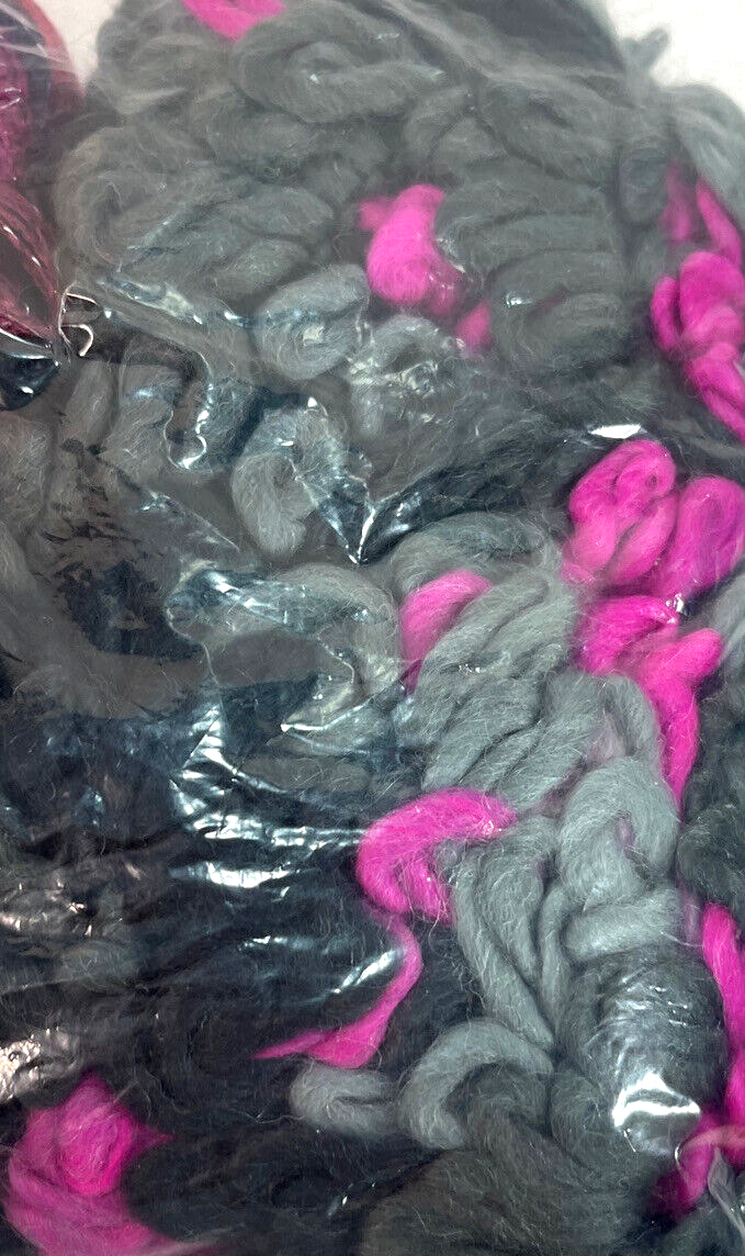 100% Mix Fibers Yarn Make 5-Scarves Net Weight 16 Oz. Fashion Pack
