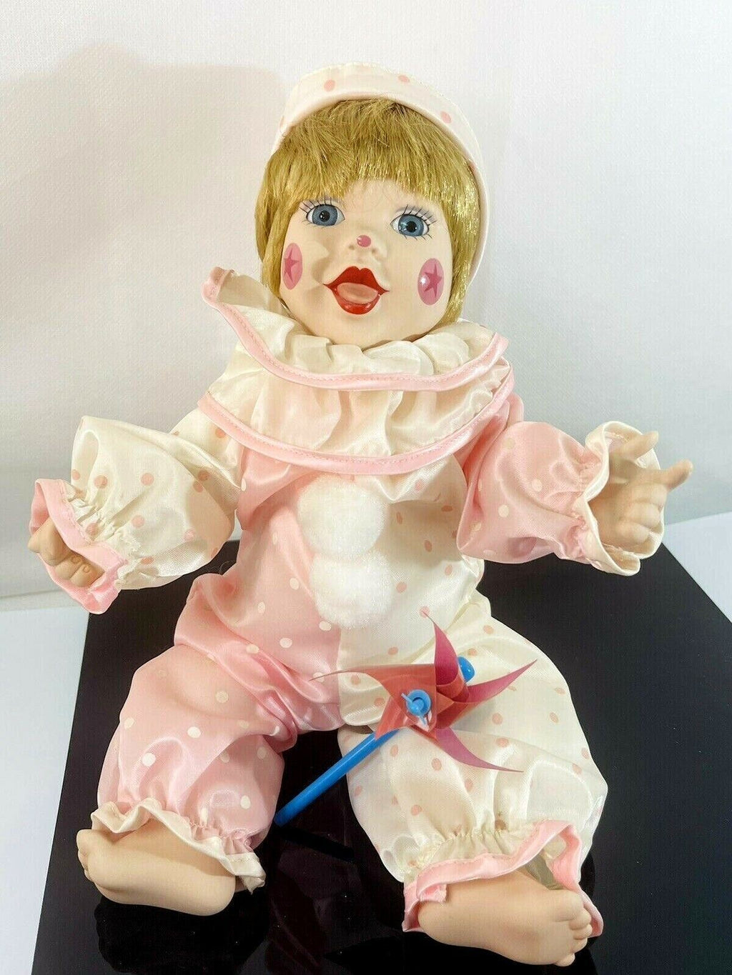 1991 Ashton-Drake Porcelain Clown Doll "SPARKLES"2230HT By: Mary Tretter
