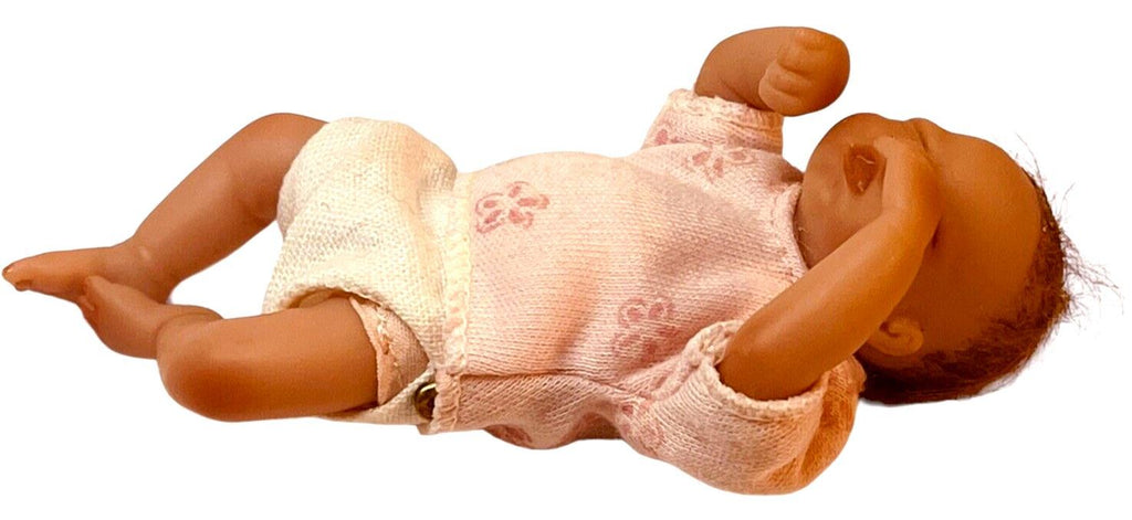 ASHTON-DRAKE GALLERIES LIFELIKE VINYL DOLL “HANDFUL OF LOVE” L 4.5”