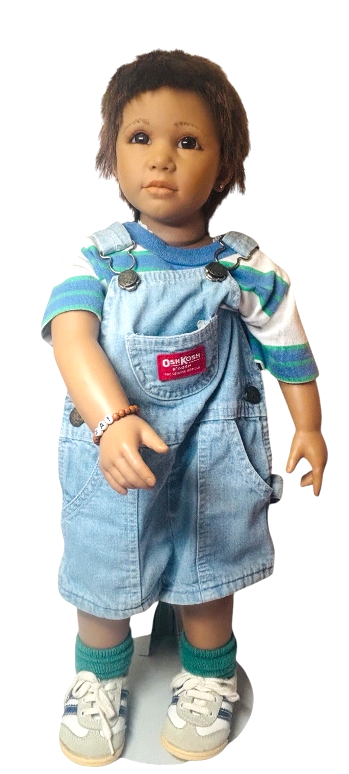 Annette Himstedt "KAI" 1st Boy 24" Doll Vinyl, 5.7lbs. w/Accessoires/Hat/Stand.