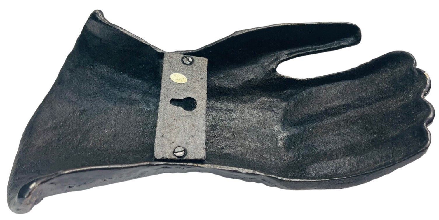 Medieval Armor Glove Gauntlet Display, French Knight, 6"W x 3"D x 12"H & 4 lbs.