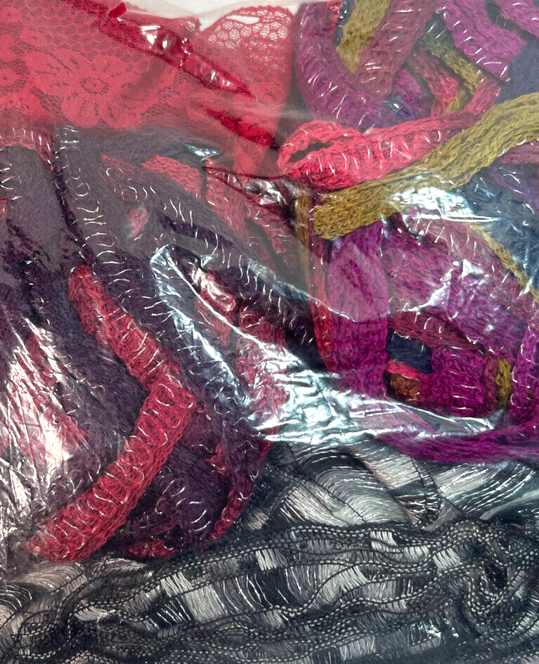 100% Mix Fibers Yarn Make 5-Scarves Net Weight 16 Oz. Fashion Pack
