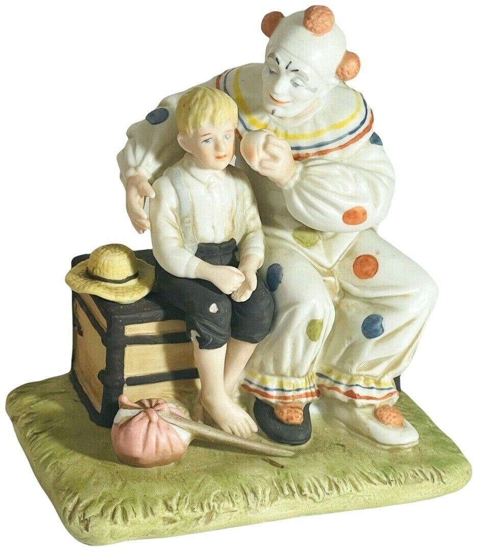 THE RUNAWAY Porcelain Figurine The Innocence of Youth Collection Norman Rockwell