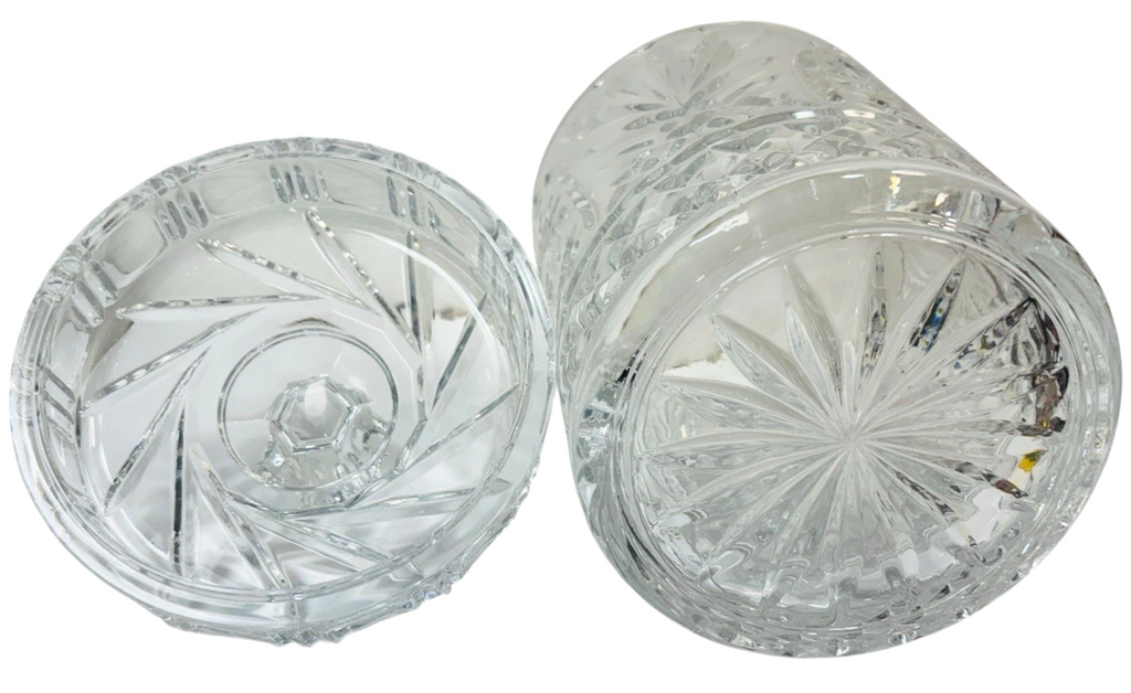 Heavy Beautiful Crystal Biscuits Cookies or Candy Jar Diamond Cut 8”Tall/6.10lbs