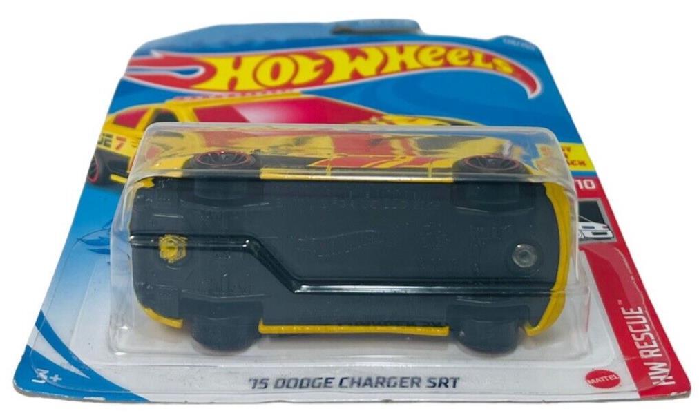 ‘15 DODGE CHARGER SRT 7/10 HW RESCUE 1:64 Scale 2020 Hot Wheels #228-BRAND NEW