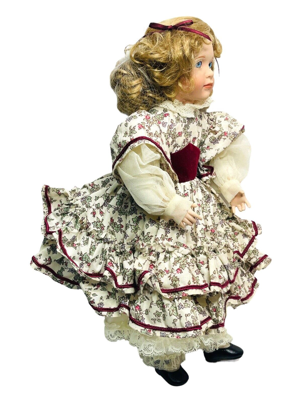LITTLE WOMAN COLLECTION 1994 PORCELAIN DOLL AMY No 4848FA w/CERTIFICATE