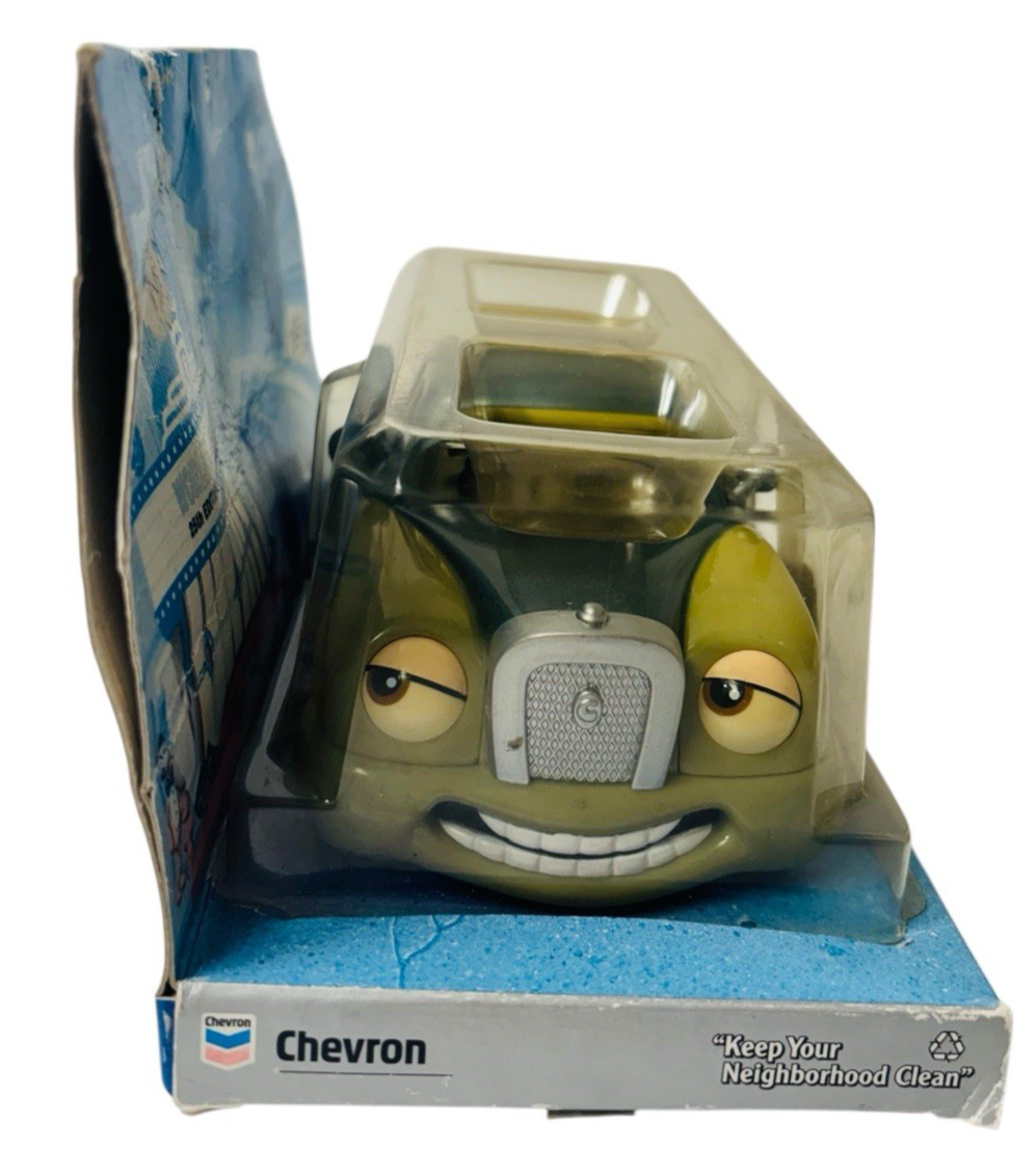 The Chevron Cars Leo Limo 25th Edition Silver World Premiere Vintage 2000 Car