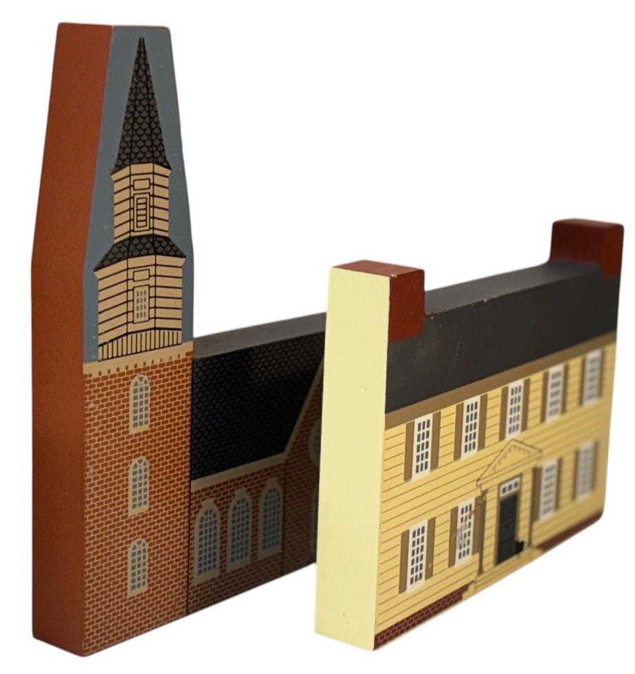 The Cat's Meow Wooden WILLIAMSBURG SERIES BAUTON PARISH ~ GRISSELL HAY LODGING