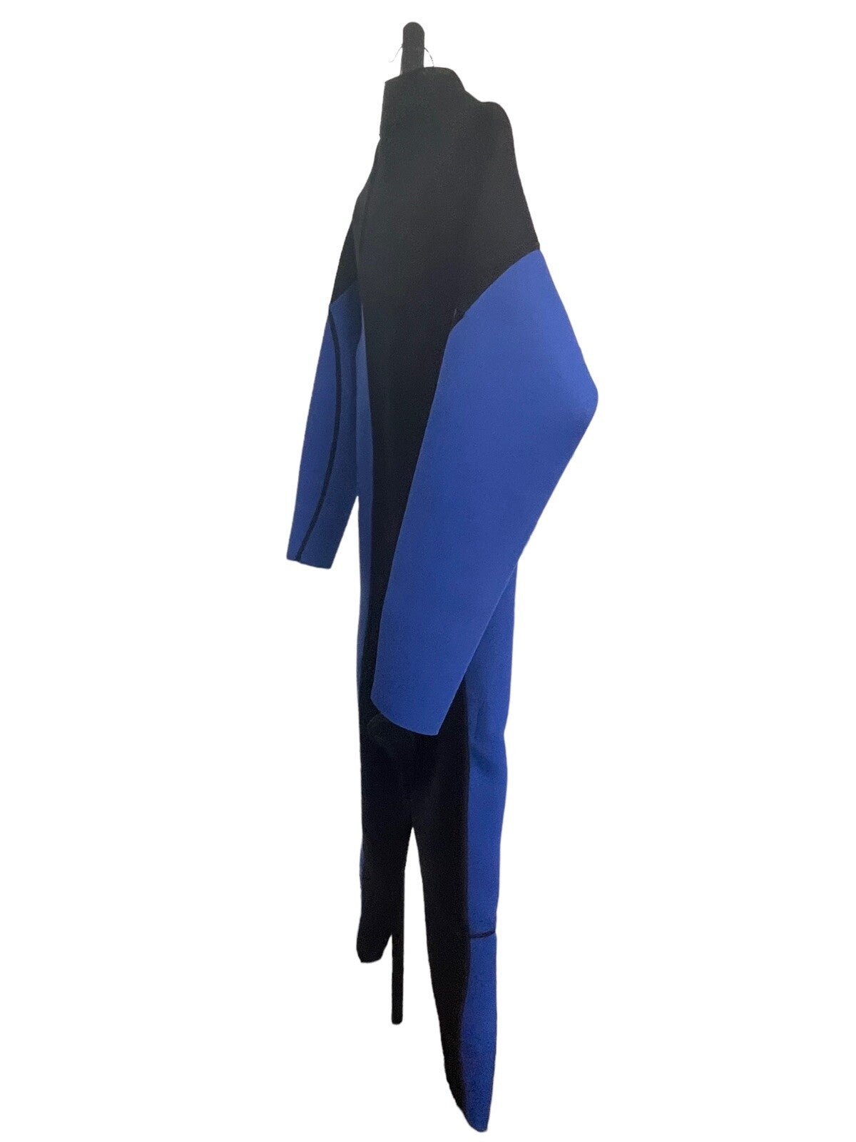 WETSUIT SIZE 15 HEVTO® NEOPRENE - COMPOSITION: NEOPRENE 90% NYLON 10% - HEVTO®