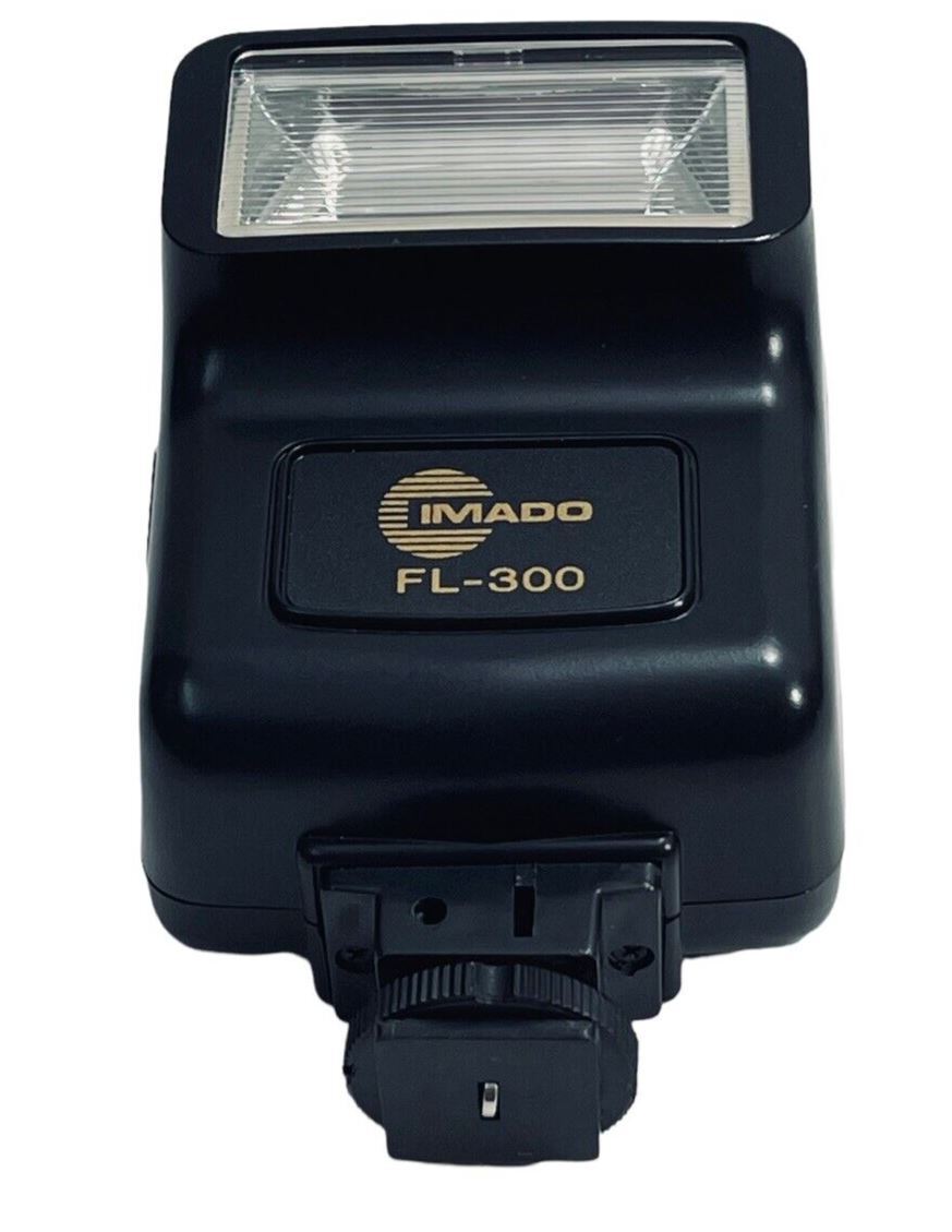 IMADO ELECTRONIC FLASH FL-300 "UPTO 25FT & METER 8.5" w/MANUAL~MINT