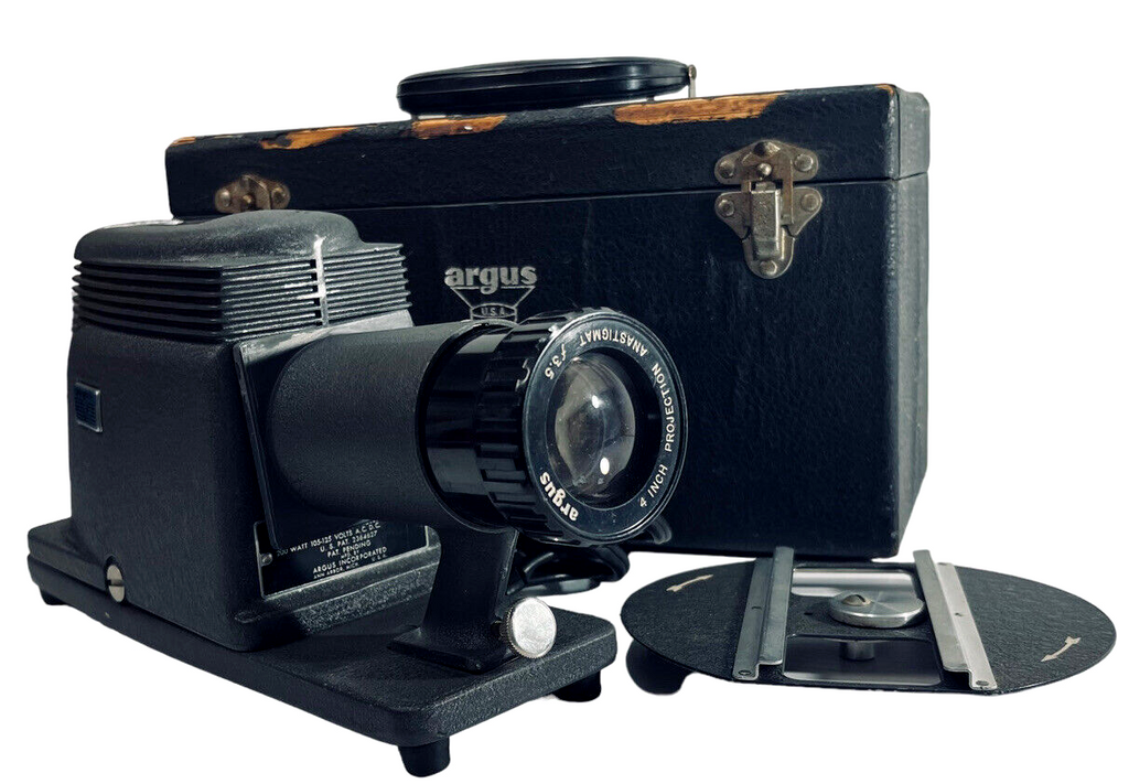 Argus Slide Projector 4-Inch Projection Anastigmat f3.5 w/Case ~ 1940s Vintage