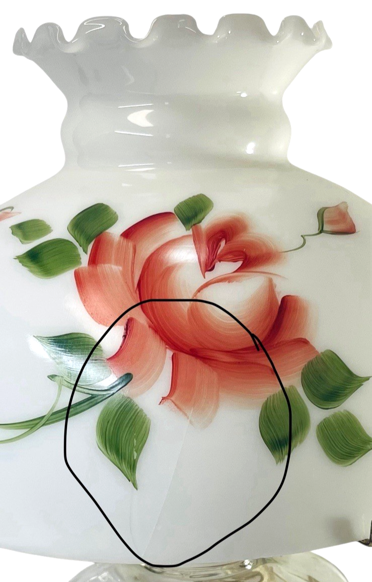 VINTAGE GONE WITH THE WIND MILK GLASS LAMP (CAN BE USE AS ELECTRIC OR OIL LAMP).