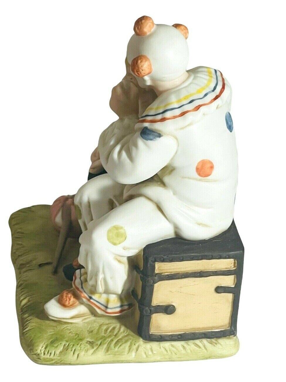 THE RUNAWAY Porcelain Figurine The Innocence of Youth Collection Norman Rockwell