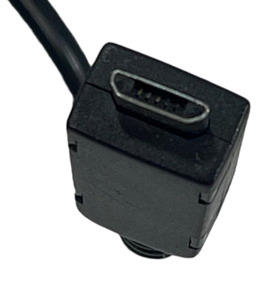 Auto Charging Adapter SKU 03104 2-002572 "TESTED & WORKS".