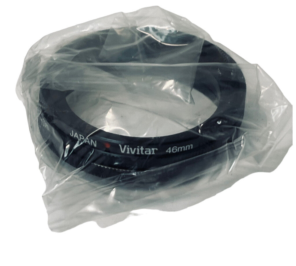 LENS ULTRA WIDE-ANGEL VIDEO VIVITAR 0.42X W/CASE, 3-ADAPTER RINGS & MANUAL.
