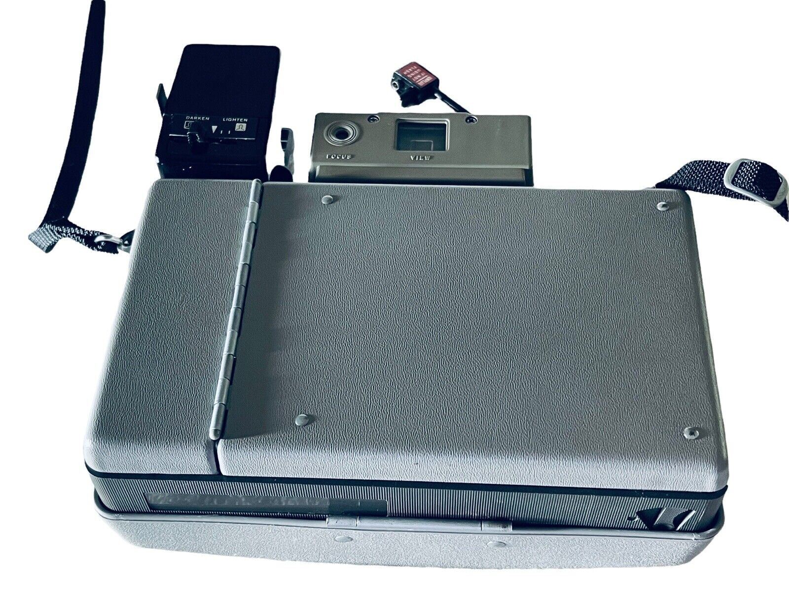 Polaroid Automatic Land Camera 420~Focus Flash~SelfTimer~Original Casing ~ VINTA