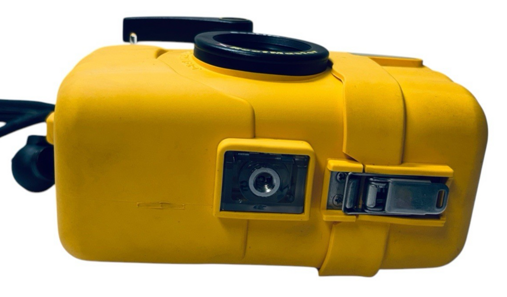 SeaLife Reefmaster RC SL201 35mm Film Camera with Original Case & Care Kit