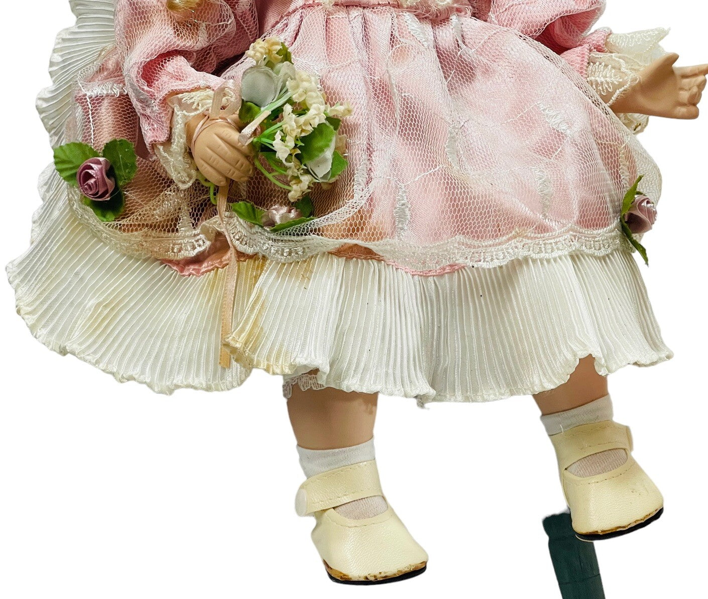 Lot of 3 VINTAGE PORCELAIN DOLLS "SWEET IN PINK" 10", 14" & 18" ~ PEROWNED.