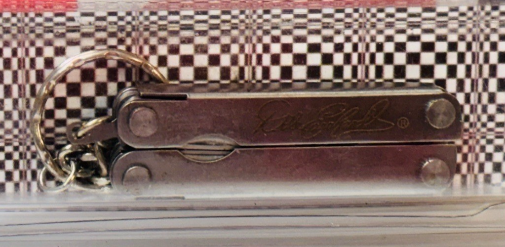 Dale Earn Frost Cutlery Folding Pocket Knife  w/Collector Card, Sam Bass Design