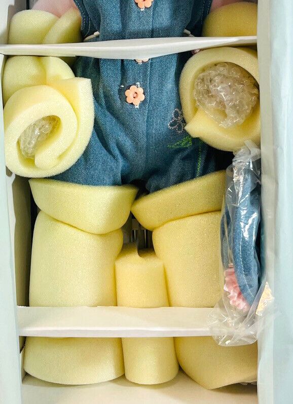 TODDLER DOLL 21'' PEGGY, PORCELAIN W/ORIGINAL BOX & COA - MARIE OSMOND