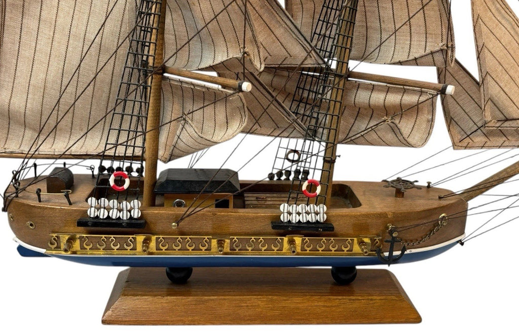 HURRICANE Model Sail Ship Clipper Vessel~Fabric Rigging 14”x16” TALL SHIPS