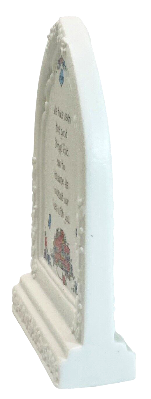 Precious Moments GIRL HOLDING CROSS PLAQUE 1993 Enesco - 255866