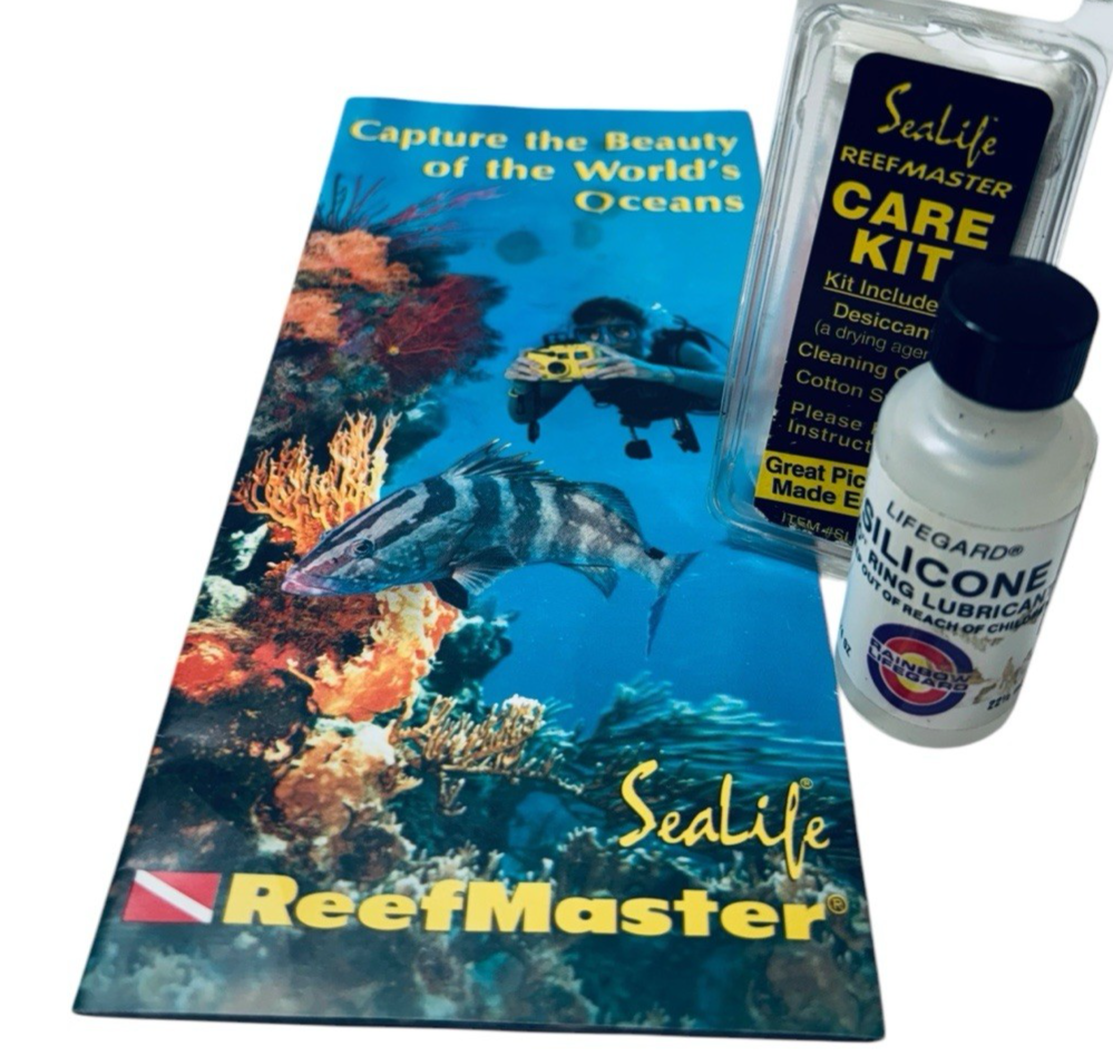 SeaLife Reefmaster RC SL201 35mm Film Camera with Original Case & Care Kit