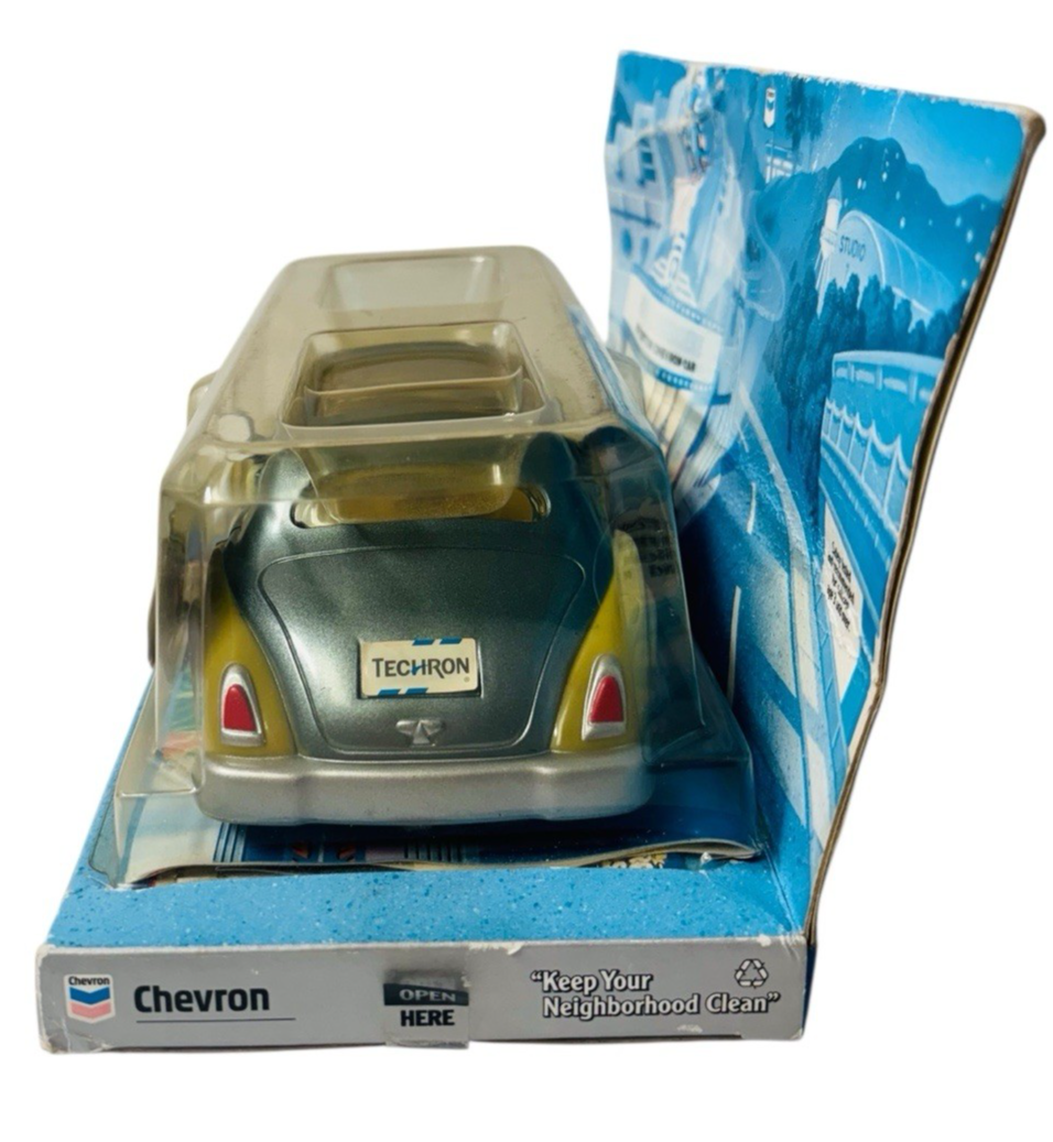 The Chevron Cars Leo Limo 25th Edition Silver World Premiere Vintage 2000 Car