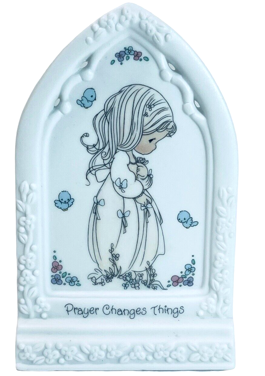 Porcelain PLAQUE - GIRL PRAYING - 1993 Precious Moments Enesco 255866/J - MINT