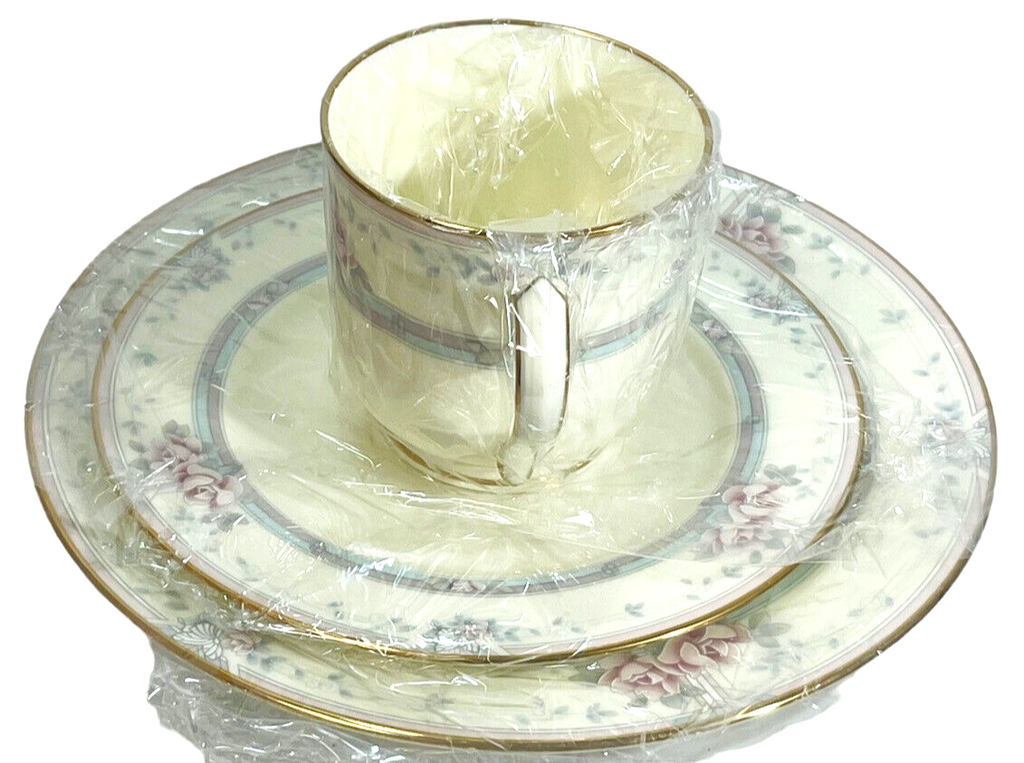 Noritäke BONE CHINA 20 PC-SET “MAGNIFICENCE 9736'', IN ORIGINAL BOX - NRFB.