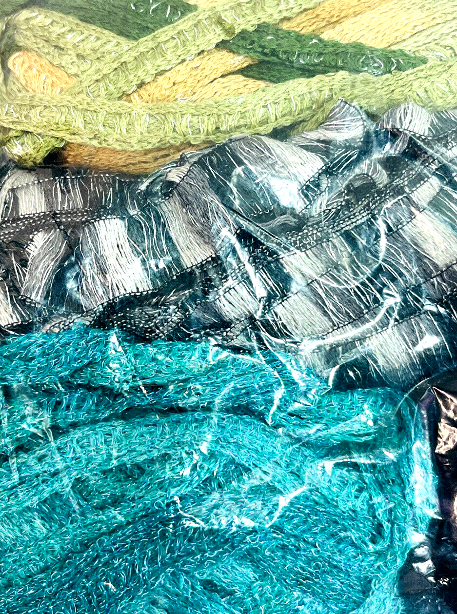 100% Mix Fibers Yarn Make 5-Scarves Net Weight 16 Oz. Fashion Pack