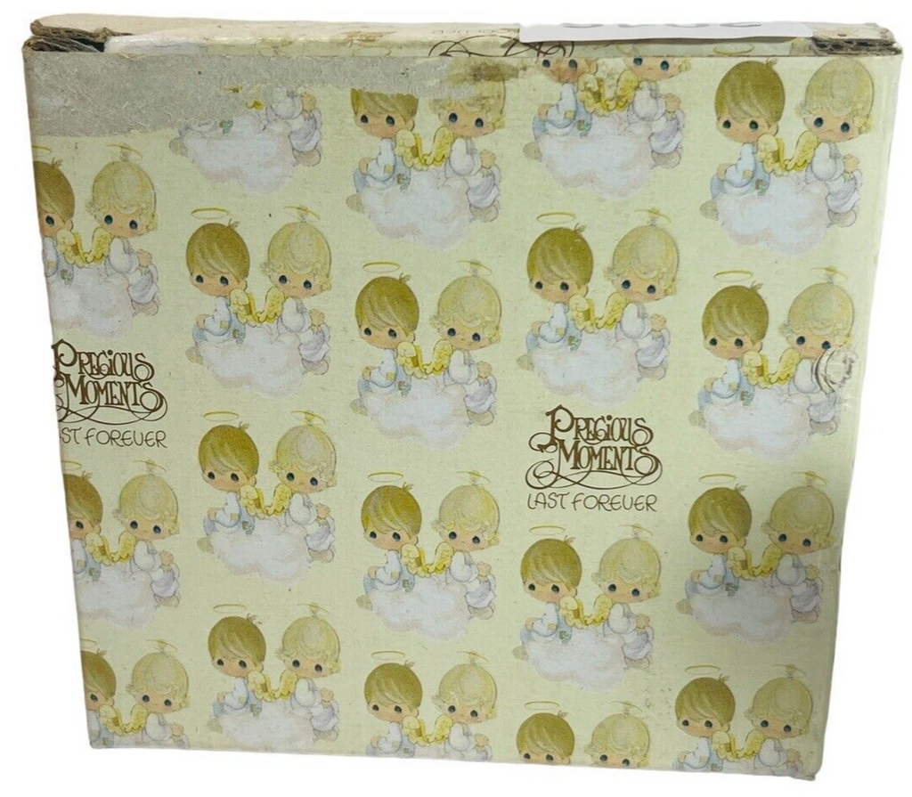 1993 Precious Moments Enesco YOU'RE THE SWEETEST FRIEND Photo Frame 4X4"