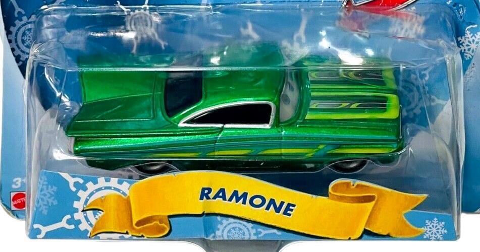 DISNEY PIXAR CARS CRUISER RAMONE ~ LOOK MY EYES CHANGE ~ DIE CAST ~ 2013 ~ NRFP