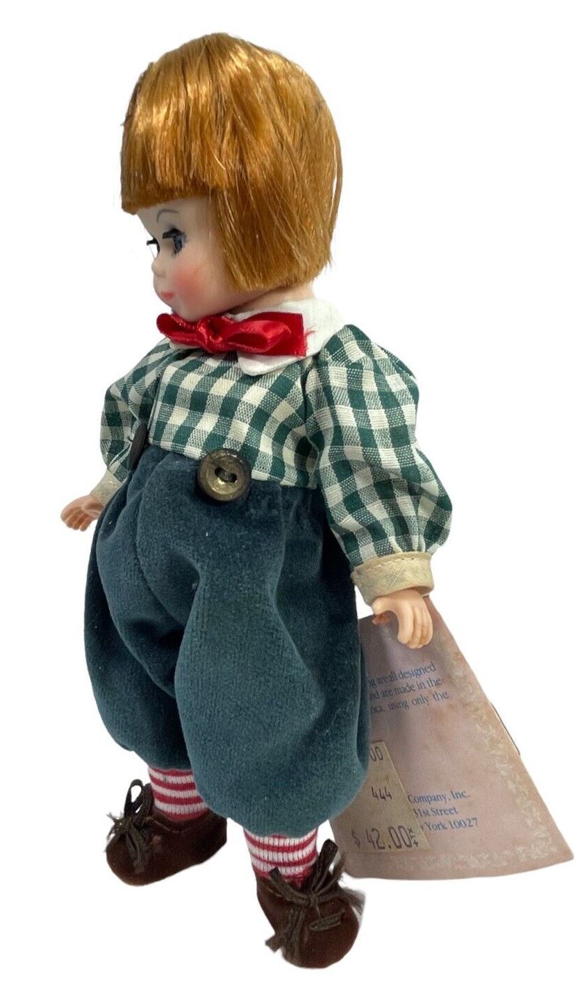 1998 Madame Alexander 8'' Doll Tommy Tittlemouse 444 Miniature Showcase