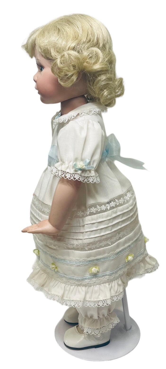 Georgetown 15'' Porcelain Doll Little Sweetheart MELAINE FIRST DANCE FD2631