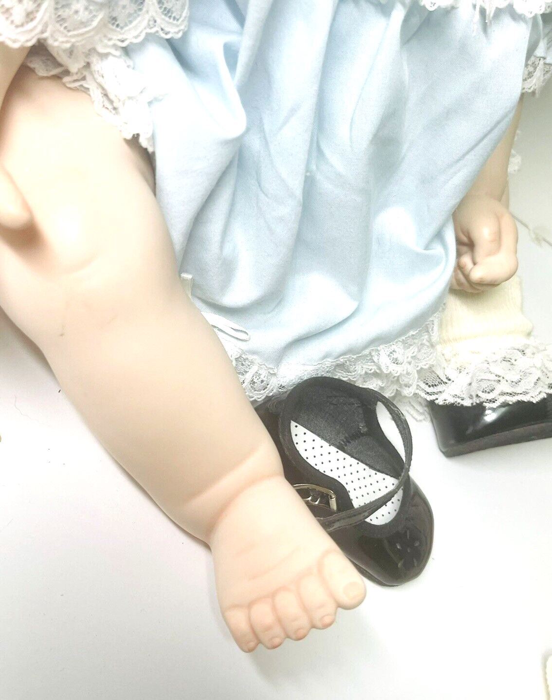 SWEET LIFELIKE Porcelain Blonde Doll (L 20"XW 10"~Wt 4.7lbs) Wears 6mth Clothing
