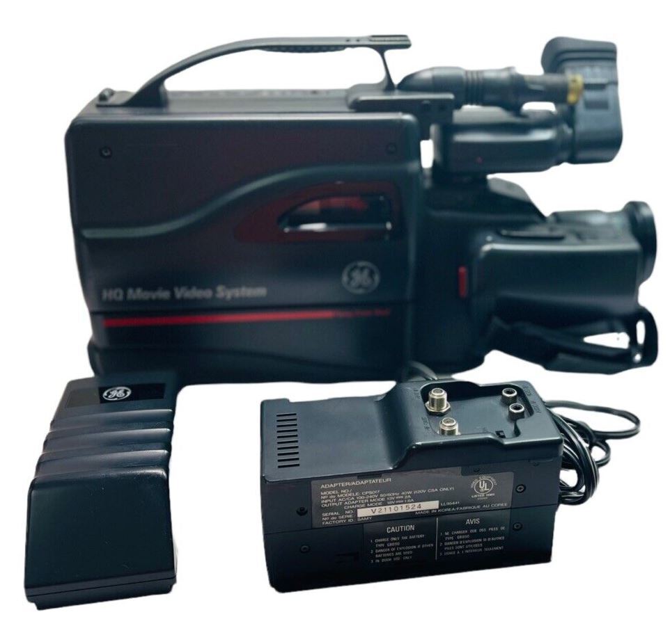 Video Camcorder CG683 VHS (BATTERY WON’T STAY CHARGE) 1988 General Electric