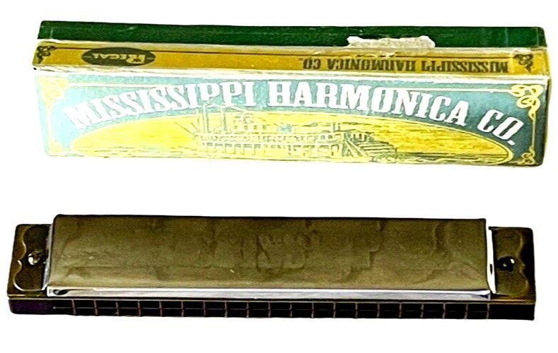 REGAL MISSISSIPPI CO. HARMONICA ~ IN ORIGINAL BOX #96235, VINTAGE/MINT CONDITION