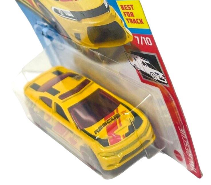 ‘15 DODGE CHARGER SRT 7/10 HW RESCUE 1:64 Scale 2020 Hot Wheels #228-BRAND NEW