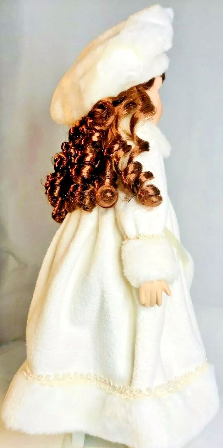 Limited Edition Porcelain Doll 2001 Emily Elizabeth w/Long Curly Hair Design PS