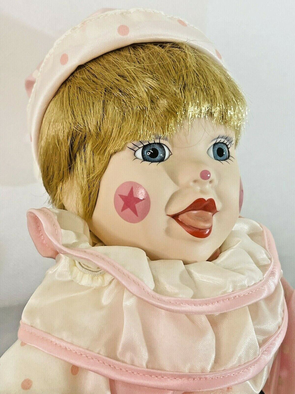 1991 Ashton-Drake Porcelain Clown Doll "SPARKLES"2230HT By: Mary Tretter
