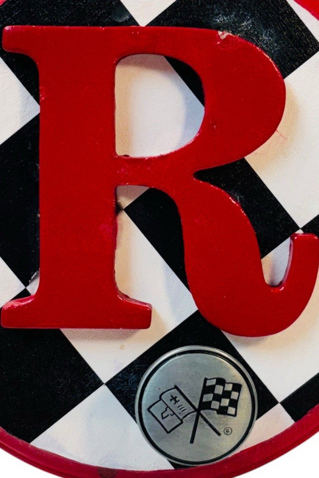 CHEVROLET RACING FLAG Metal Hook On Wood Plaque  w/Letter "R" 6.5X6.5" Round.