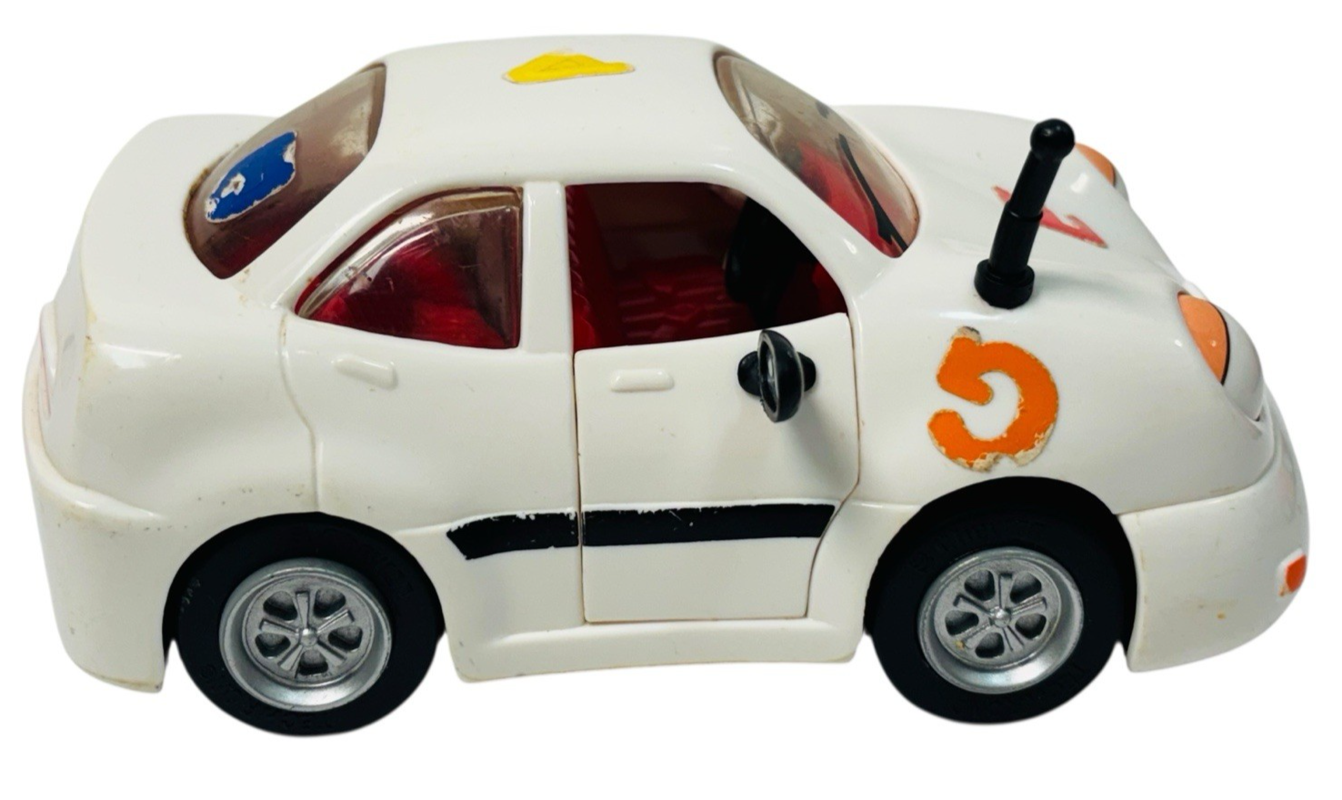 VINTAGE CHEVRON CAR #1 SAM SEDAN 1996 WHITE ~ Preowned.