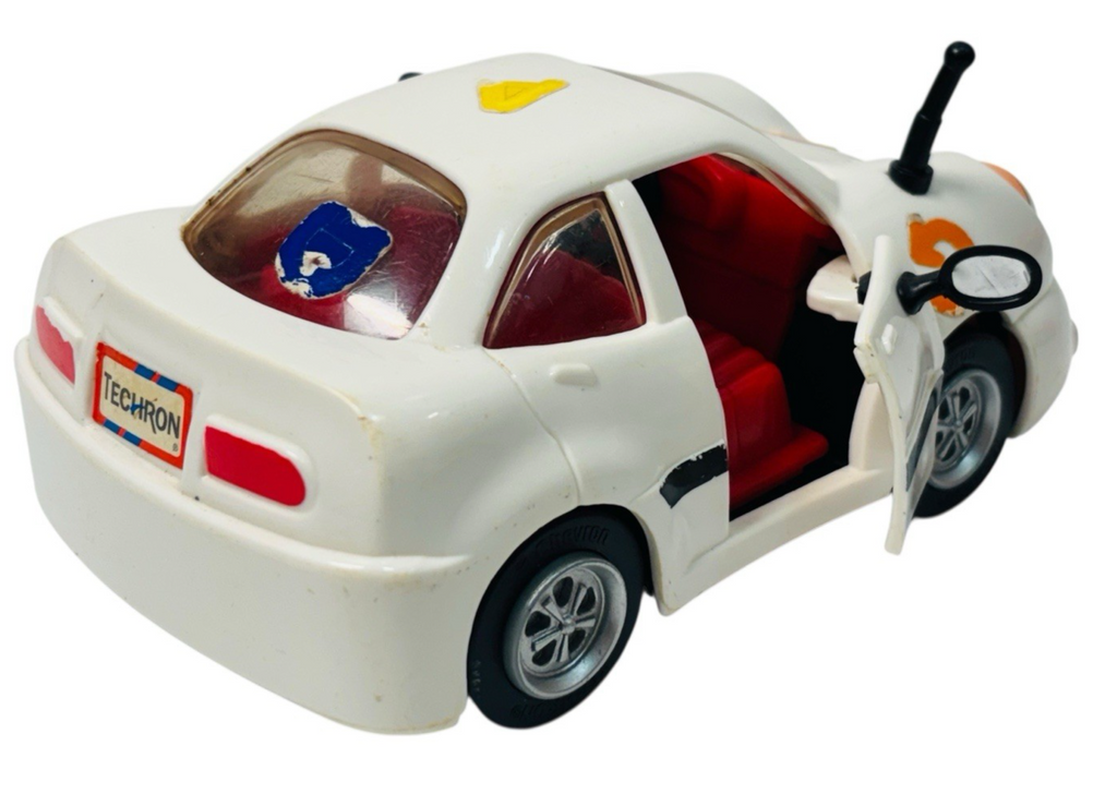 VINTAGE CHEVRON CAR #1 SAM SEDAN 1996 WHITE ~ Preowned.